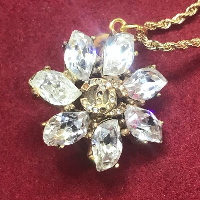 正規品 シャネル フラワーラインストーンCoCoネックレス ゴールド < ブランド  正規品 シャネル フラワーラインストーンCoCoネックレス ゴールド  < ブランドの