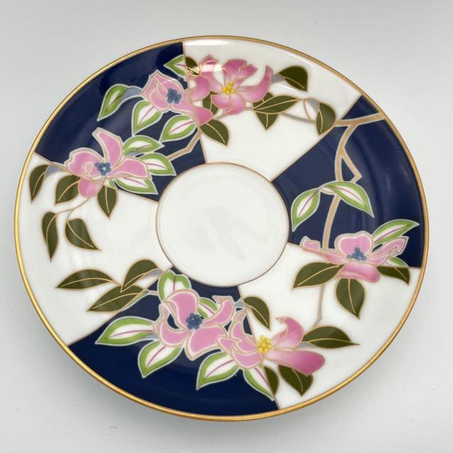 美品 香蘭社 ティーカップ&ソーサー 皇居の花シリーズ 卯月 ハナミズキ 花水木 限定品 1984年 < インテリア/ライフ 美品 香蘭社 ティーカップ&ソーサー 皇居の花シリーズ 卯月 ハナミズキ 花水木 限定品 1984年 < インテリア/ライフの