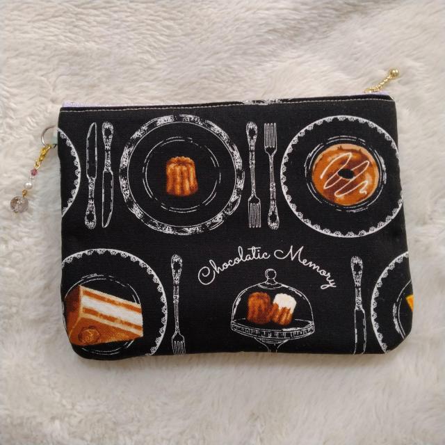 ★ハンドメイド★大★スイーツ柄★ファスナーポーチ♪通帳余裕サイズ < 女性ファッション ★ハンドメイド★大★スイーツ柄★ファスナーポーチ♪通帳余裕サイズ < 女性ファッションの