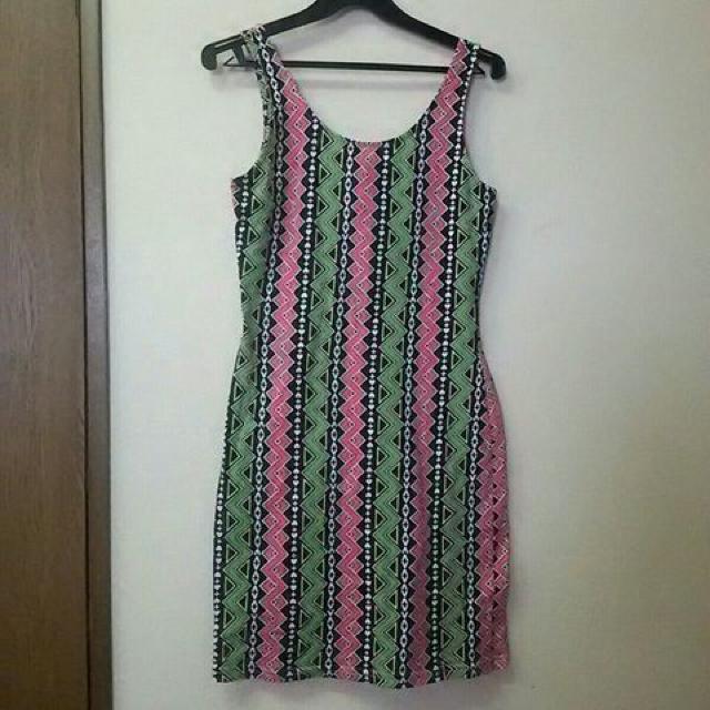 H&M★新品★幾何学柄ストレッチミニワンピ < ブランド  H&M★新品★幾何学柄ストレッチミニワンピ  < ブランドの