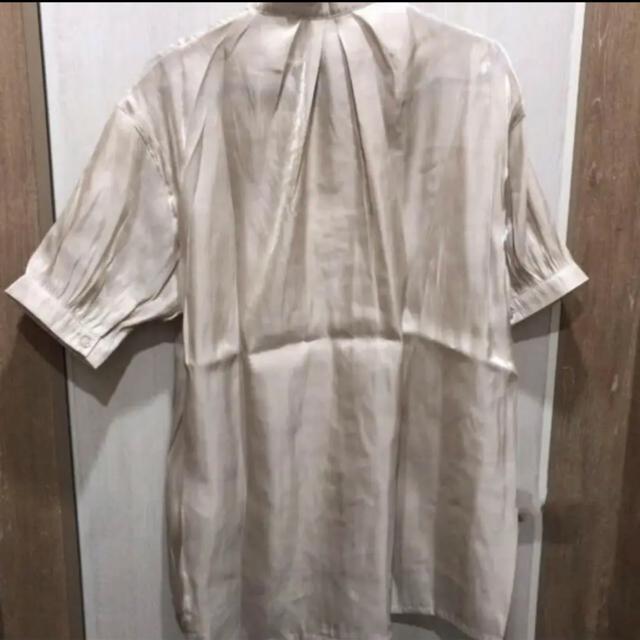 新品  Chillfar   シアーシャイニーピンタックシャツ < 女性ファッション  新品  Chillfar   シアーシャイニーピンタックシャツ < 女性ファッションの