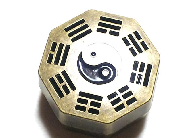 cocco★真鍮製 ミニ 香炉(八卦) < 女性アクセサリー/時計 cocco★真鍮製 ミニ 香炉(八卦) < 女性アクセサリー/時計の