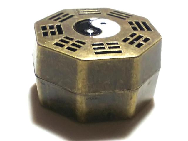 cocco★真鍮製 ミニ 香炉(八卦) < 女性アクセサリー/時計 cocco★真鍮製 ミニ 香炉(八卦) < 女性アクセサリー/時計の