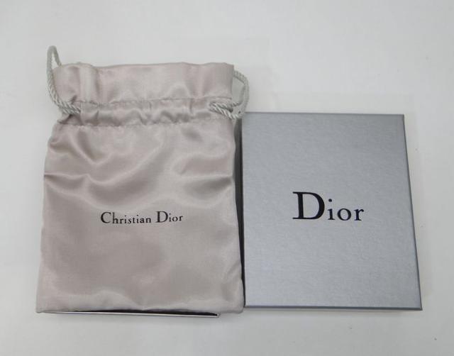Christian Dior fBI[ DS`[ uXbgyz  uh 