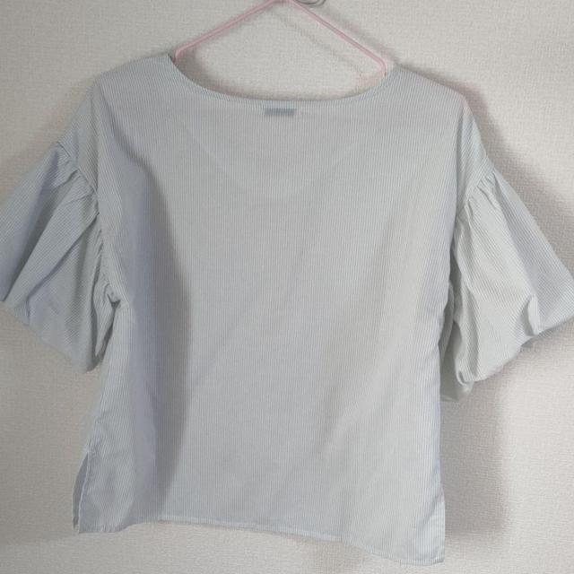 美品☆アースミュージックアンドエコロジー ストライプ 半袖 カットソー サックス < ブランド 美品☆アースミュージックアンドエコロジー ストライプ 半袖 カットソー サックス < ブランドの