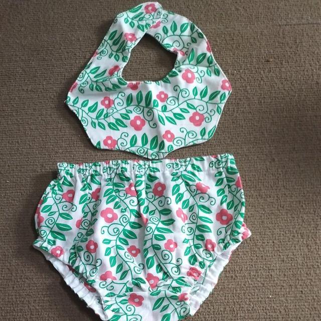 新品 ハンドメイド スタイとブルマパンツ ツタと花 < キッズ/ベビー 新品 ハンドメイド スタイとブルマパンツ ツタと花 < キッズ/ベビーの