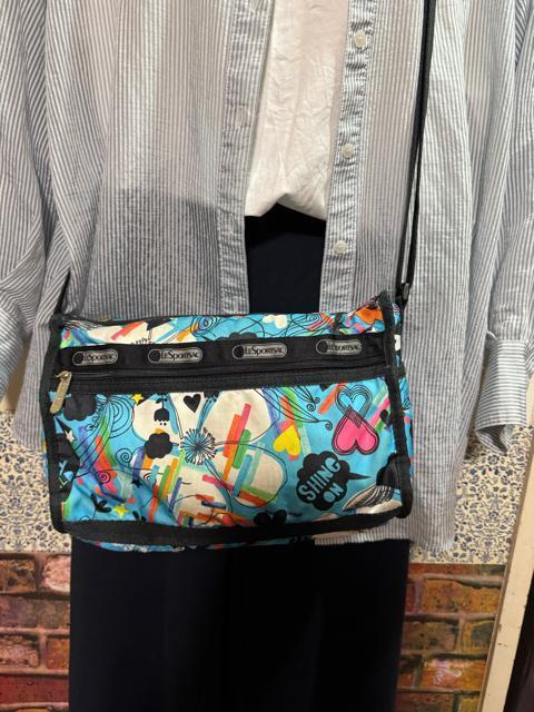 ӂ߂āLeSportsacV_[obNENIiCXNbvVcEearth music TVc4_܂Ƃߔ