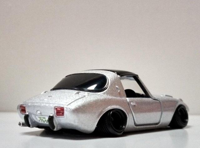 トミカプレミアム トヨタ スポーツ 800 発売記念 シャコタン ツライチ 深リムホイール 改造 < ホビー トミカプレミアム トヨタ スポーツ 800 発売記念 シャコタン ツライチ 深リムホイール 改造 < ホビーの