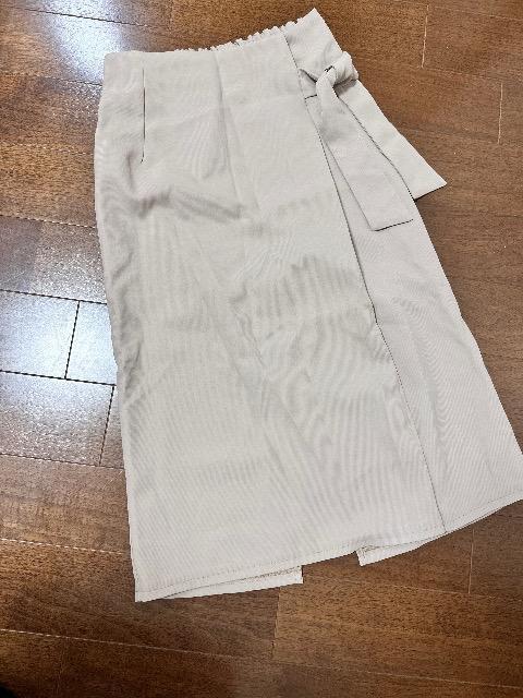 ベージュシャツ×ラップスカート風セットアップ 下のみ < 女性ファッション ベージュシャツ×ラップスカート風セットアップ 下のみ < 女性ファッションの