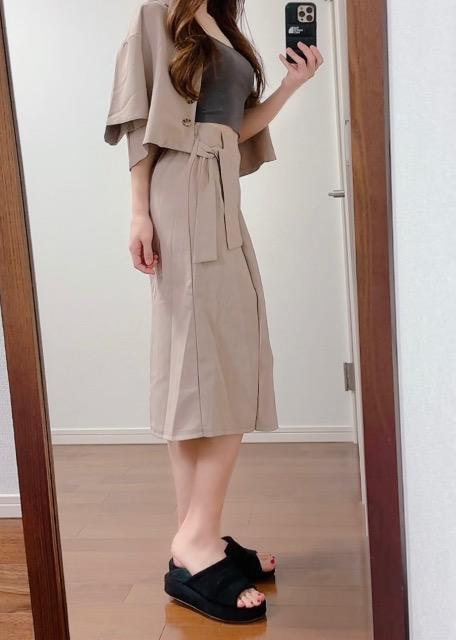 ベージュシャツ×ラップスカート風セットアップ 下のみ < 女性ファッション ベージュシャツ×ラップスカート風セットアップ 下のみ < 女性ファッションの