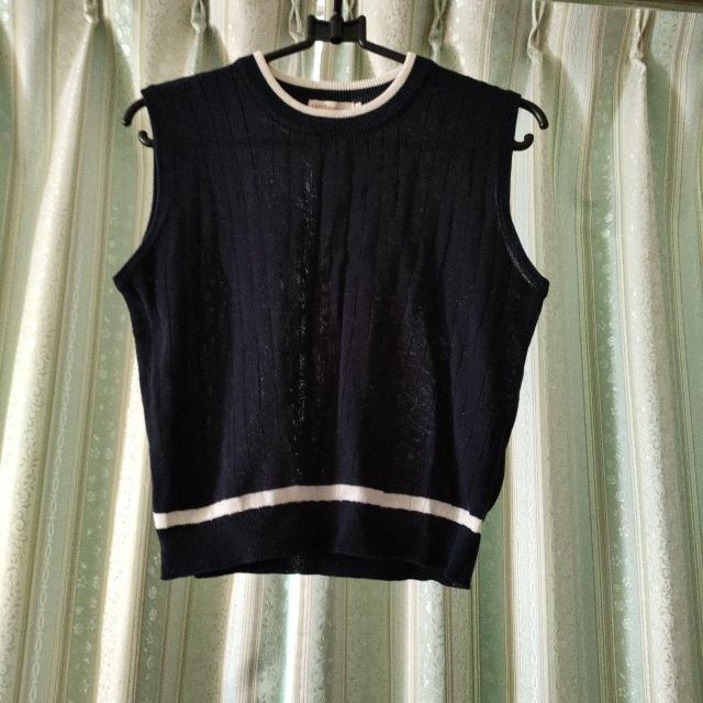 美品☆アースミュージック レディース ノースリーブ カットソー < 女性ファッション 美品☆アースミュージック レディース ノースリーブ カットソー < 女性ファッションの