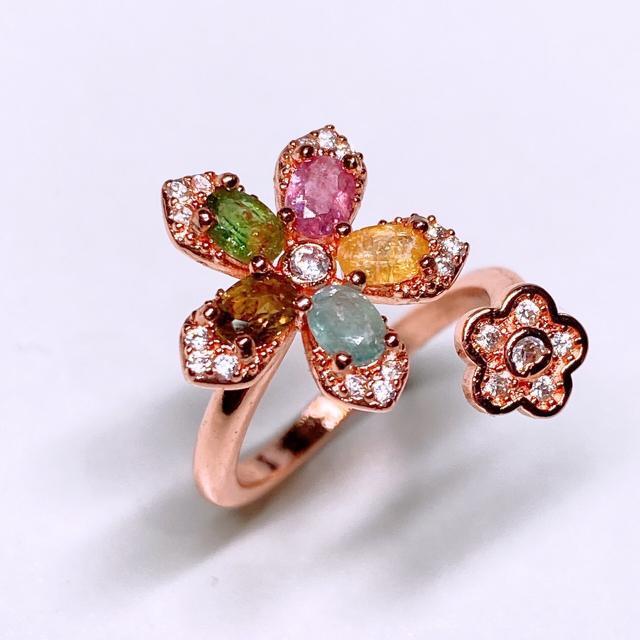 合計1.5ct 宝石トルマリン 5石 フラワーデザインリング < 女性アクセサリー/時計  合計1.5ct 宝石トルマリン 5石 フラワーデザインリング  < 女性アクセサリー/時計の