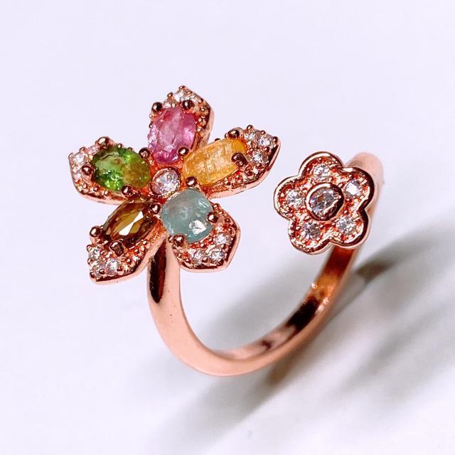 合計1.5ct 宝石トルマリン 5石 フラワーデザインリング < 女性アクセサリー/時計  合計1.5ct 宝石トルマリン 5石 フラワーデザインリング < 女性アクセサリー/時計の