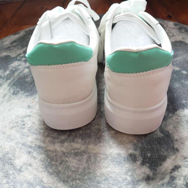 Vi 24cm fB[X Xj[J[ zCg V[Y C [Jbg  t@bV 