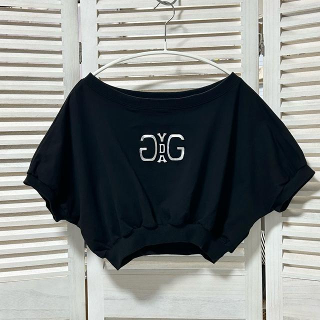 美品 GYDA ジェイダ オフショル クロップド Tシャツ F < ブランド  美品 GYDA ジェイダ オフショル クロップド Tシャツ F < ブランドの