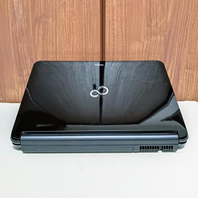 FUJITSU LIFEBOOK Corei7 8GB SSD256GB Windows11 Office2024  PC{/Ӌ@ 