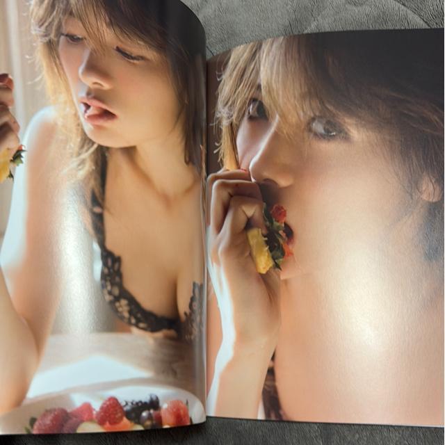 タンス整理品 書籍 送料込み 元乃木坂46 白石麻衣さん写真集 < タレントグッズ タンス整理品 書籍 送料込み 元乃木坂46 白石麻衣さん写真集 < タレントグッズの