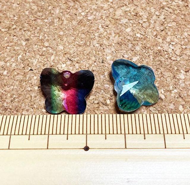 バイカラー蝶のガラスチャーム2個スカイブルー×アップルグリーン < ペット/手芸/園芸  バイカラー蝶のガラスチャーム2個スカイブルー×アップルグリーン < ペット/手芸/園芸の