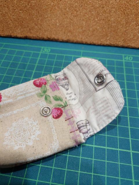 ハンドメイド ミニミニポーチ ピンク < 女性ファッション  ハンドメイド ミニミニポーチ ピンク < 女性ファッションの