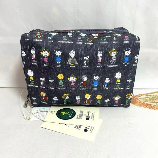 ★新品未使用★LeSportsac レスポートサック スヌーピ SNOOPY グレイ 化粧ポーチ 収納ポケット 7121 送料無料 < 女性ファッション  ★新品未使用★LeSportsac レスポートサック スヌーピ SNOOPY グレイ 化粧ポーチ 収納ポケット 7121 送料無料  < 女性ファッションの