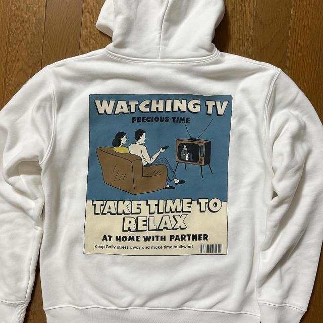 【美品】Quash 白パーカー 綿100%/ユニセックスXL/万能アイテム < 男性ファッション 【美品】Quash 白パーカー 綿100%/ユニセックスXL/万能アイテム < 男性ファッションの