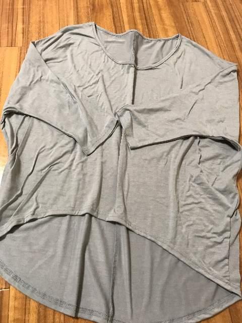 *新品*大きめゆったり前短かめグレートップスL.LLフリー < 女性ファッション  *新品*大きめゆったり前短かめグレートップスL.LLフリー < 女性ファッションの