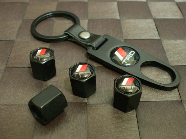 TRD エアーバルブキャップ ブラック キーホルダー付き < 自動車/バイク TRD エアーバルブキャップ ブラック キーホルダー付き < 自動車/バイク