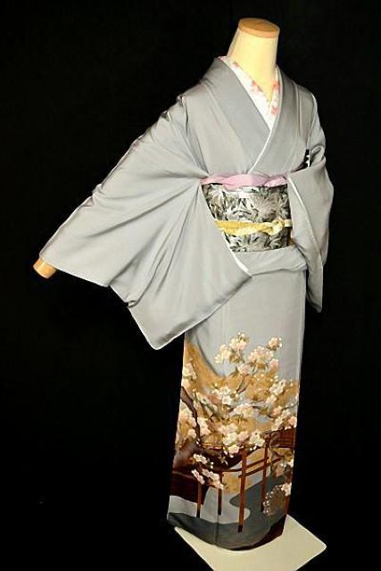 色留袖 最高峰 新品同様 皇室デザイナー 中村乃武夫 花文 3つ紋 比翼付き クリーニング済 身丈159m 裄65cm T2881 < 女性ファッション 色留袖 最高峰 新品同様 皇室デザイナー 中村乃武夫 花文 3つ紋 比翼付き クリーニング済 身丈159m 裄65cm T2881 < 女性ファッションの