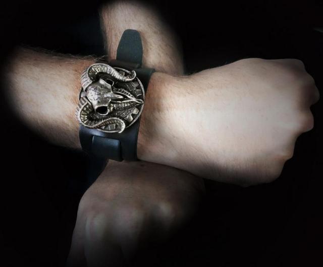 ALCHEMY's: Gears of Aiwass Wrist Strap  ANZT[/v 
