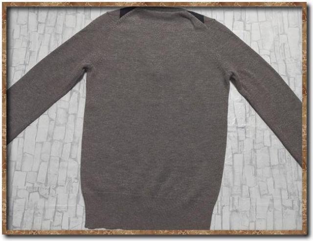 プリングル 刺繍入りVネックアーガイルニット 薄茶 < ブランド  プリングル 刺繍入りVネックアーガイルニット 薄茶 < ブランドの