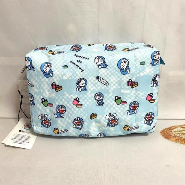 ★新品未使用★LeSportsac レスポートサック ドラえもん50周年 化粧ポーチ 収納ポケット 7121 送料無料 < 女性ファッション  ★新品未使用★LeSportsac レスポートサック ドラえもん50周年 化粧ポーチ 収納ポケット 7121 送料無料 < 女性ファッションの