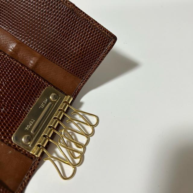 美品 Salvatore Ferragamo フェラガモ ヴァラ リザード型押しレザー 6連 キーケース < ブランド 美品 Salvatore Ferragamo フェラガモ ヴァラ リザード型押しレザー 6連 キーケース < ブランドの