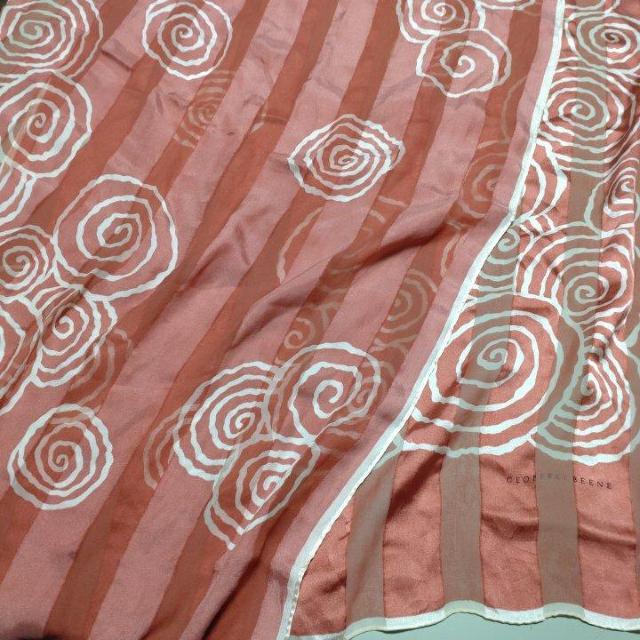 GEOFFRLY BEENE �Q�������V���N�X�J�[�t  �� �����t�@�b�V������ 