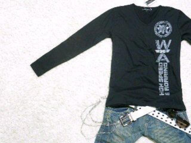 オラオラ.悪羅悪羅.お兄♪VネックプリントロンT ブラック×シルバー L < 男性ファッション オラオラ.悪羅悪羅.お兄♪VネックプリントロンT ブラック×シルバー L < 男性ファッションの