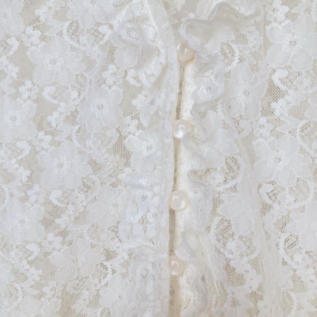 総レース オフホワイト ノースリ ベスト ジレ M チュールレース トップス N2m < ブランド 総レース オフホワイト ノースリ ベスト ジレ M チュールレース トップス N2m < ブランドの