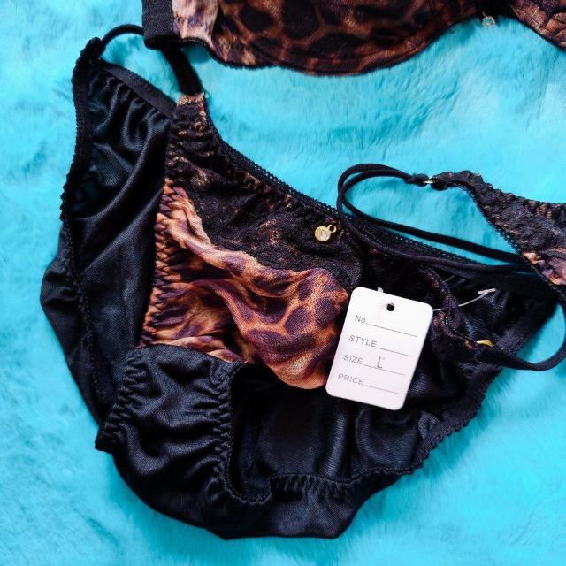 鬼エロカワッ。。。F80×L。。レオパード3点セット。。豹柄オーガンジーシフォンブラジャー&ショーツセットTバックヒョウ柄グラマー < 女性ファッション  鬼エロカワッ。。。F80×L。。レオパード3点セット。。豹柄オーガンジーシフォンブラジャー&ショーツセットTバックヒョウ柄グラマー < 女性ファッションの