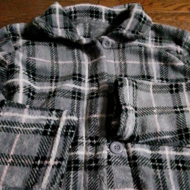 ふわふわモコモコパジャマ上下 グレー チェック 秋冬 美品 < 女性ファッション ふわふわモコモコパジャマ上下 グレー チェック 秋冬 美品 < 女性ファッションの