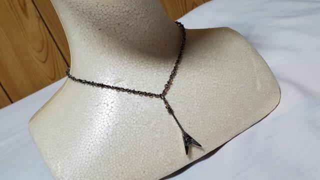 正規限定 ジゴロウ×ジャンヌダルク カーユ アーティストVベース ペンダント ネックレストップ 付属有 < ブランド  正規限定 ジゴロウ×ジャンヌダルク カーユ アーティストVベース ペンダント ネックレストップ 付属有 < ブランドの