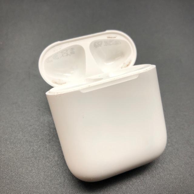 即決 純正 Apple アップル AirPods 充電ケース A1602 < 家電/AV  即決 純正 Apple アップル AirPods 充電ケース A1602 < 家電/AVの