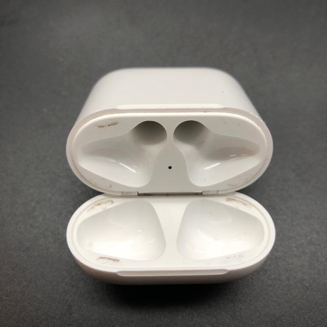 即決 純正 Apple アップル AirPods 充電ケース A1602 < 家電/AV  即決 純正 Apple アップル AirPods 充電ケース A1602 < 家電/AVの