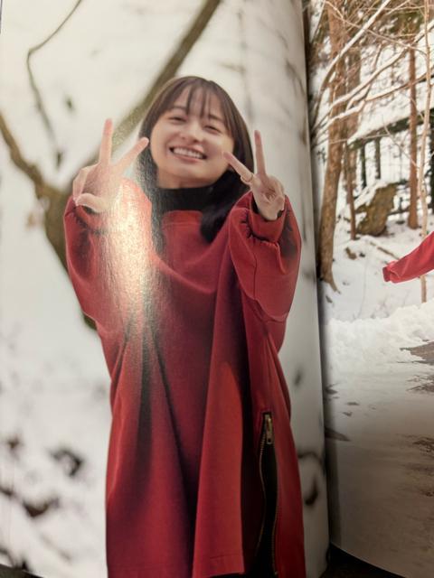 タンス整理品 おまとめOK タレントグッズ 中古品 送料込 影山優佳さん写真集 < タレントグッズ  タンス整理品 おまとめOK タレントグッズ 中古品 送料込 影山優佳さん写真集 < タレントグッズの