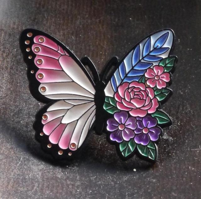 新品 カラフルな花蝶 ピンブローチ ピンバッジ ピンズ B < 女性アクセサリー/時計 新品 カラフルな花蝶 ピンブローチ ピンバッジ ピンズ B < 女性アクセサリー/時計の