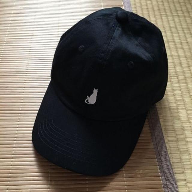 レディースサイズ・ワンポイント猫シルエット刺繍帽子。ブラック < 女性ファッション  レディースサイズ・ワンポイント猫シルエット刺繍帽子。ブラック  < 女性ファッションの