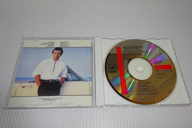 CD★ブルース・スプリングスティーン★TUNNEL OF LOVE(初回限定盤)★洋楽★2枚同梱270円 < CD/DVD/ビデオ  CD★ブルース・スプリングスティーン★TUNNEL OF LOVE(初回限定盤)★洋楽★2枚同梱270円 < CD/DVD/ビデオの