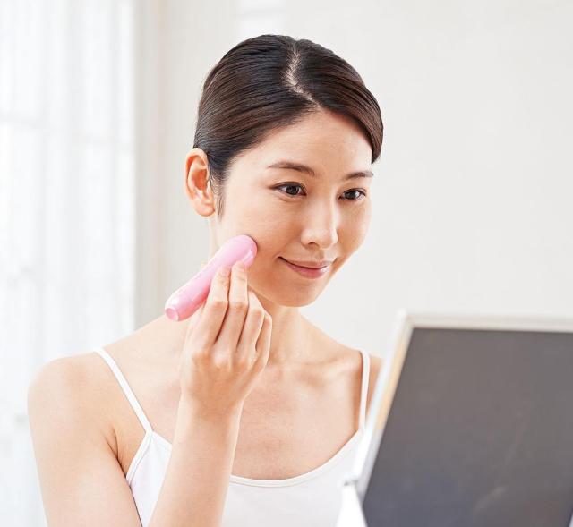 コジット 美容シェーバー チョイソリーナ 産毛ケア うぶ毛ケア わき 顔 腕 指 Vライン 電池式 シェーバーヘッド 水洗い < 家電/AV  コジット 美容シェーバー チョイソリーナ 産毛ケア うぶ毛ケア わき 顔 腕 指 Vライン 電池式 シェーバーヘッド 水洗い < 家電/AVの