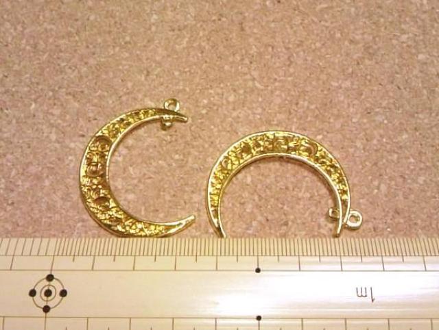 透かし三日月カン付きチャーム5個ゴールド < ペット/手芸/園芸  透かし三日月カン付きチャーム5個ゴールド < ペット/手芸/園芸の