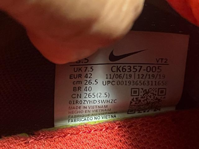 NIKE リニューランスニーカー < 男性ファッション  NIKE リニューランスニーカー < 男性ファッションの