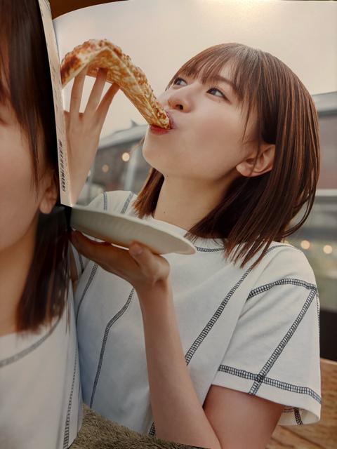 タンス整理品 おまとめOK タレントグッズ 送料込み 日向坂46 松田好花さん写真集 < タレントグッズ  タンス整理品 おまとめOK タレントグッズ 送料込み 日向坂46 松田好花さん写真集 < タレントグッズの