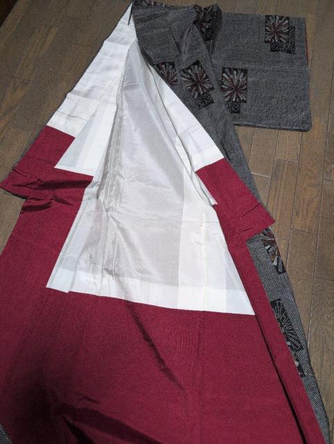 証紙付き、未使用、本場大島紬、奥文織物 < 女性ファッション  証紙付き、未使用、本場大島紬、奥文織物 < 女性ファッションの