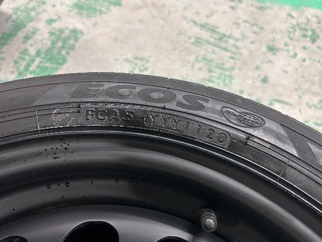 8072119)YÃ^C4{ubNX`[zC[ZbgyԃcC`TCY165/55R15  /oCN